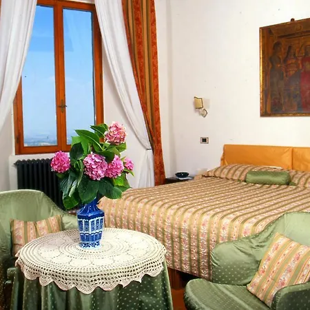 Antico Convento Santa Chiara 3*